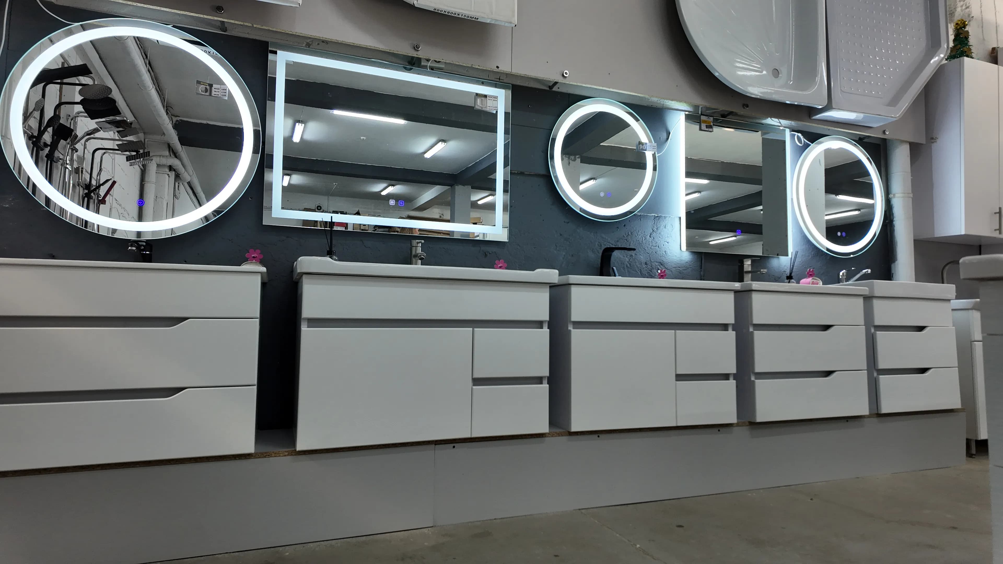 Oglinzi LED - exemplu 1